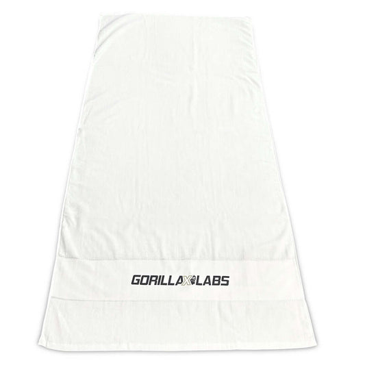 white towel vertical placement